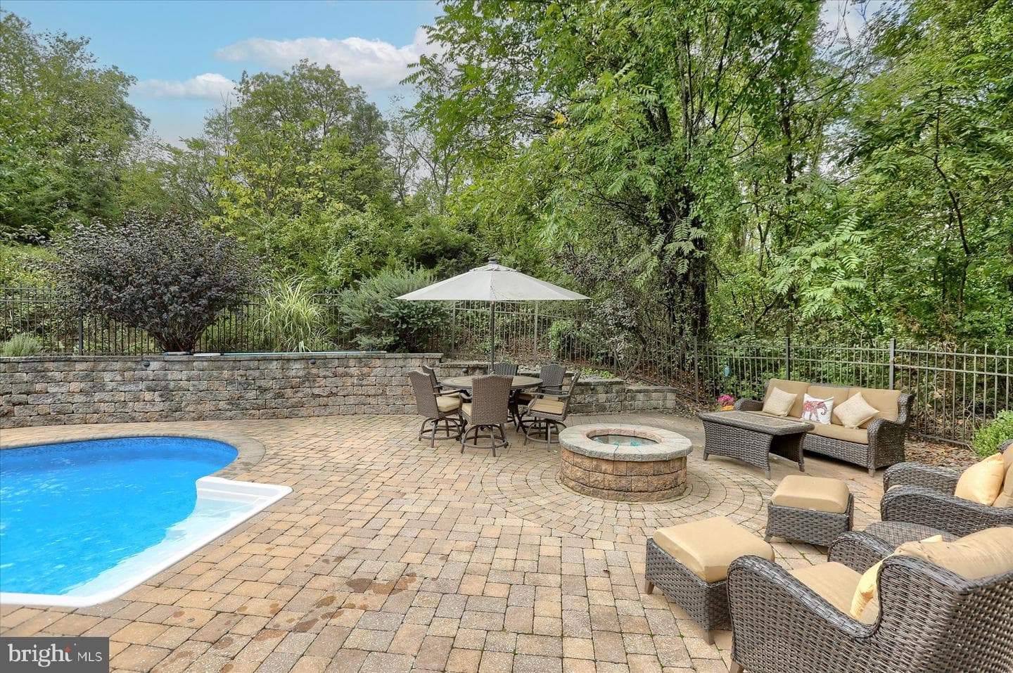 8 Beechwood Lane photo 54