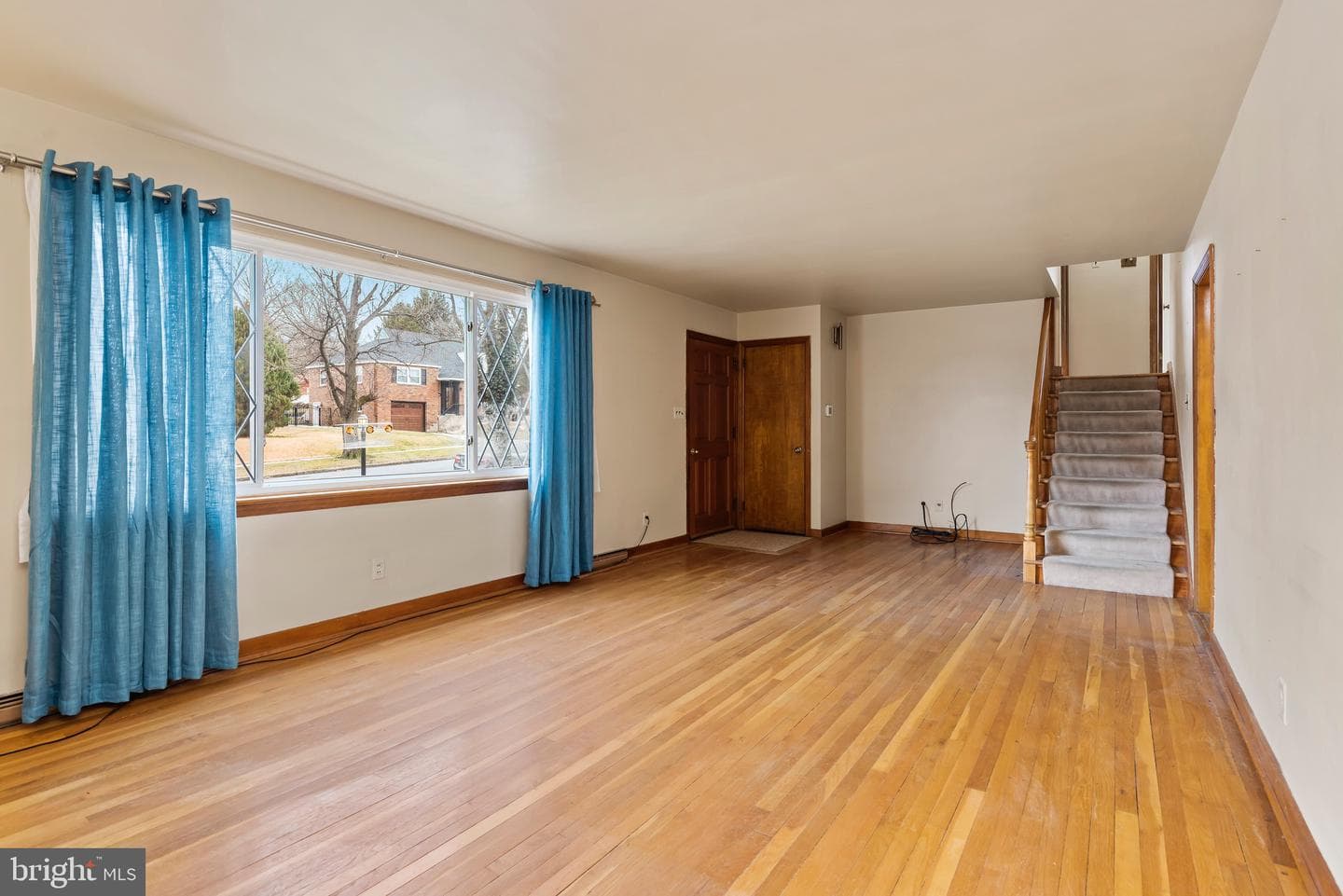 515 Rosewood Lane photo 3