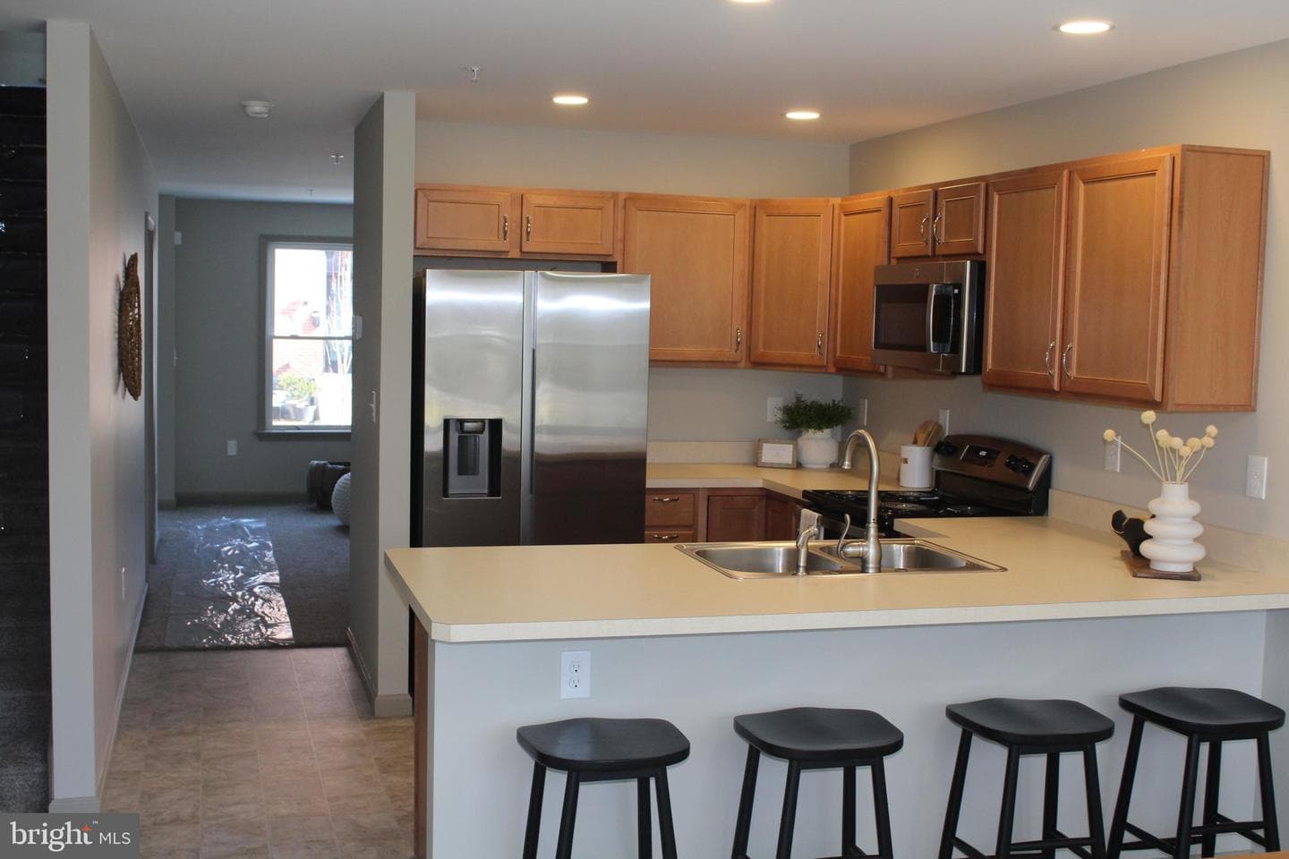 246 Hummel Street photo 10