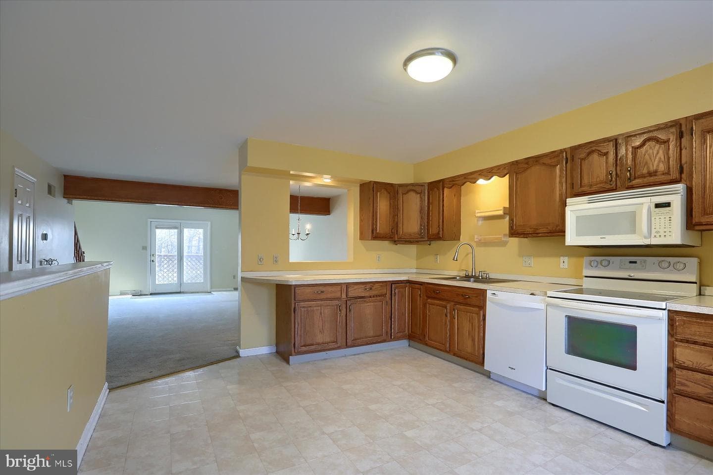 265 Worcester Avenue photo 12