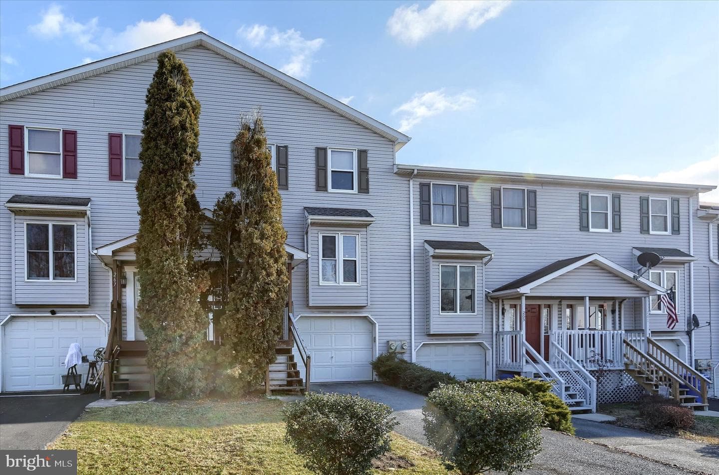 265 Worcester Avenue photo 2