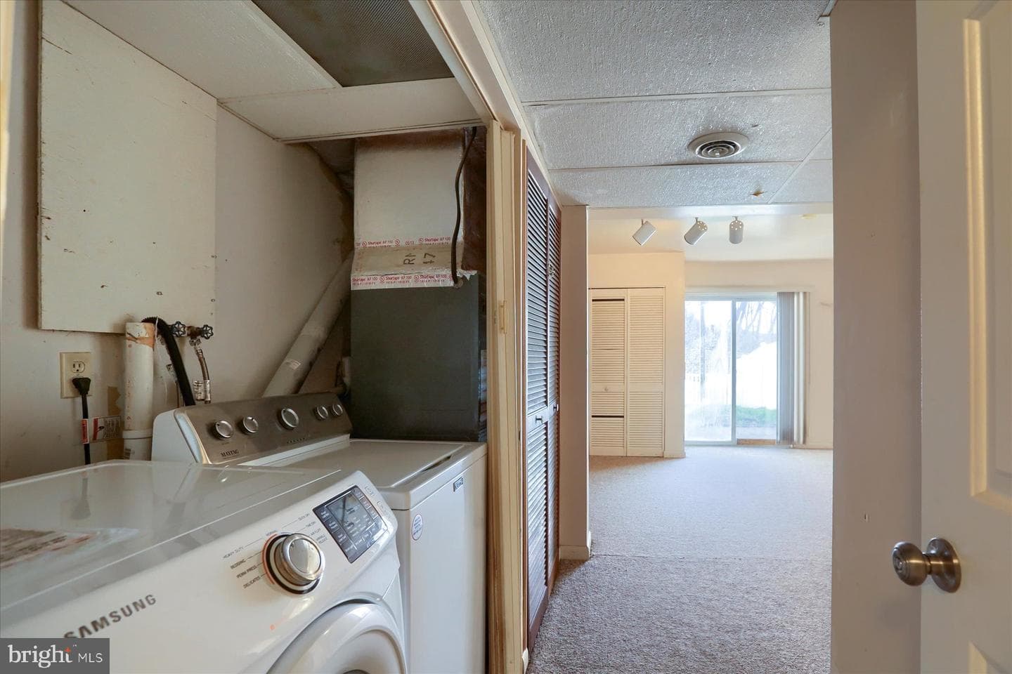 265 Worcester Avenue photo 24