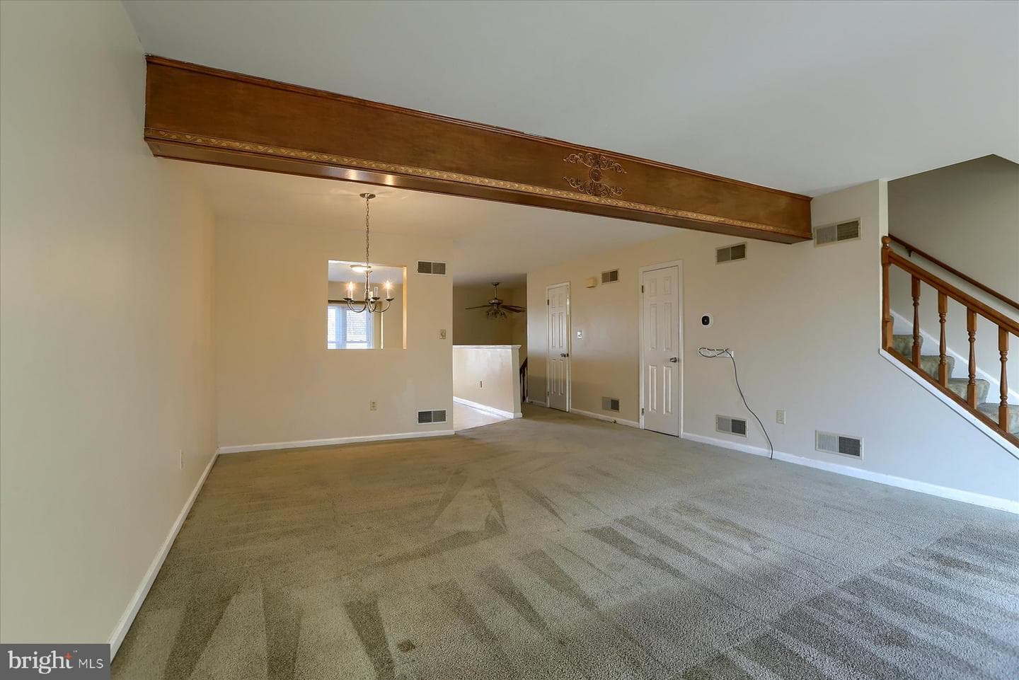 265 Worcester Avenue photo 8