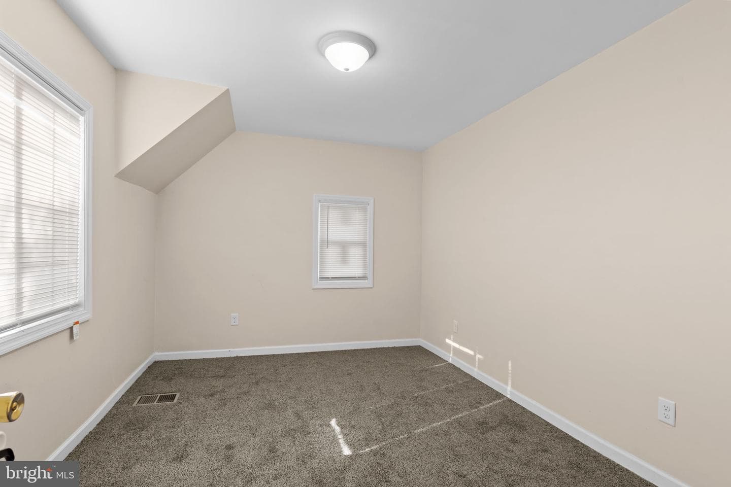 1516 S 12th Street photo 5