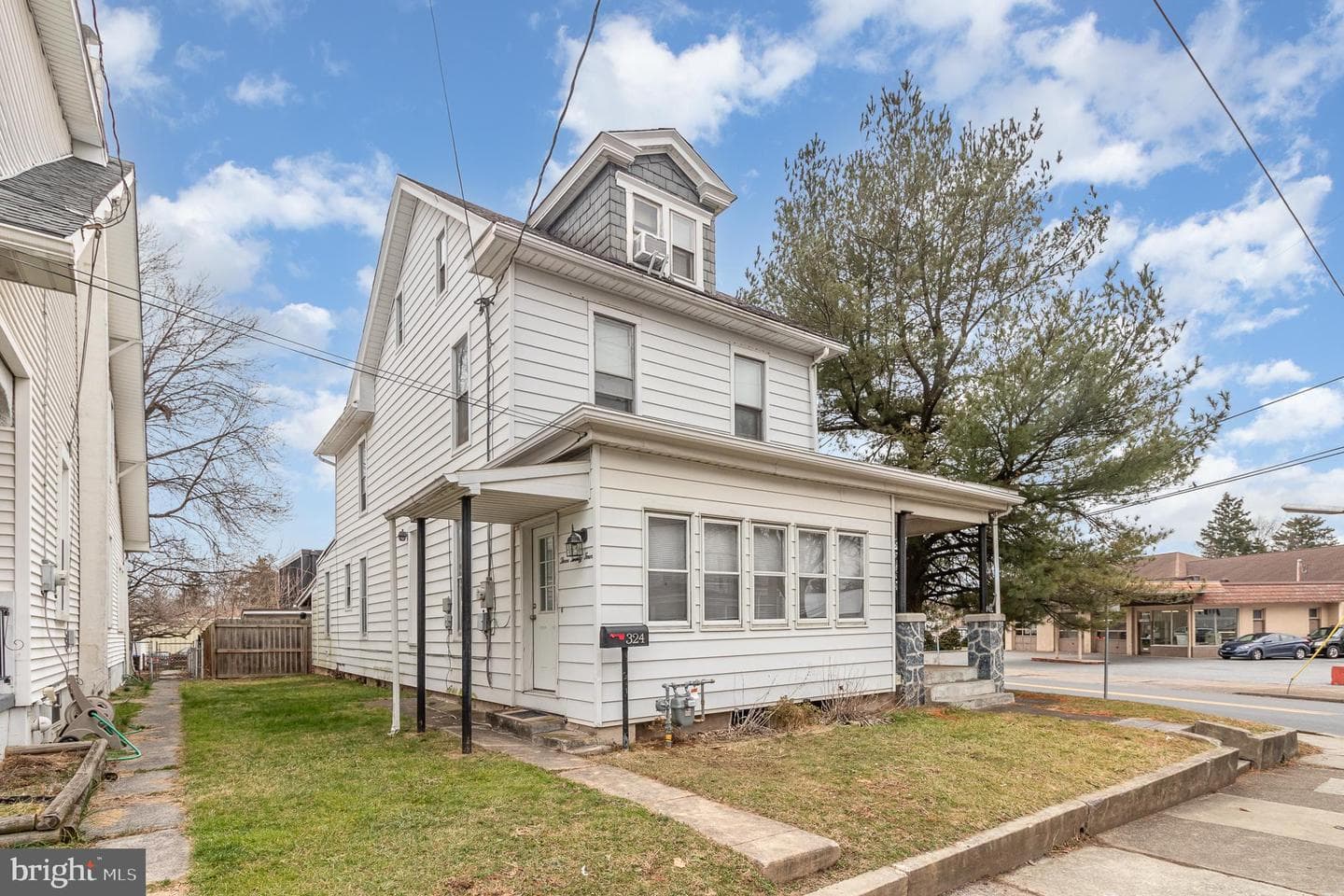 324 S 29th Street photo 2