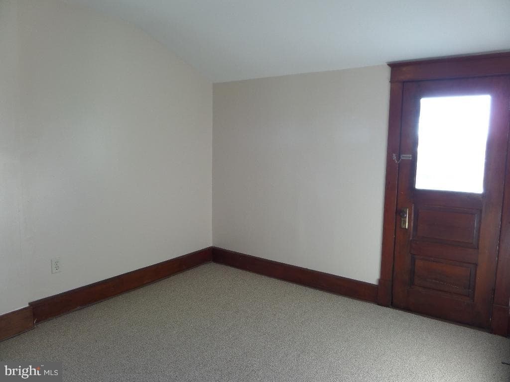 176 E Emaus Street photo 15