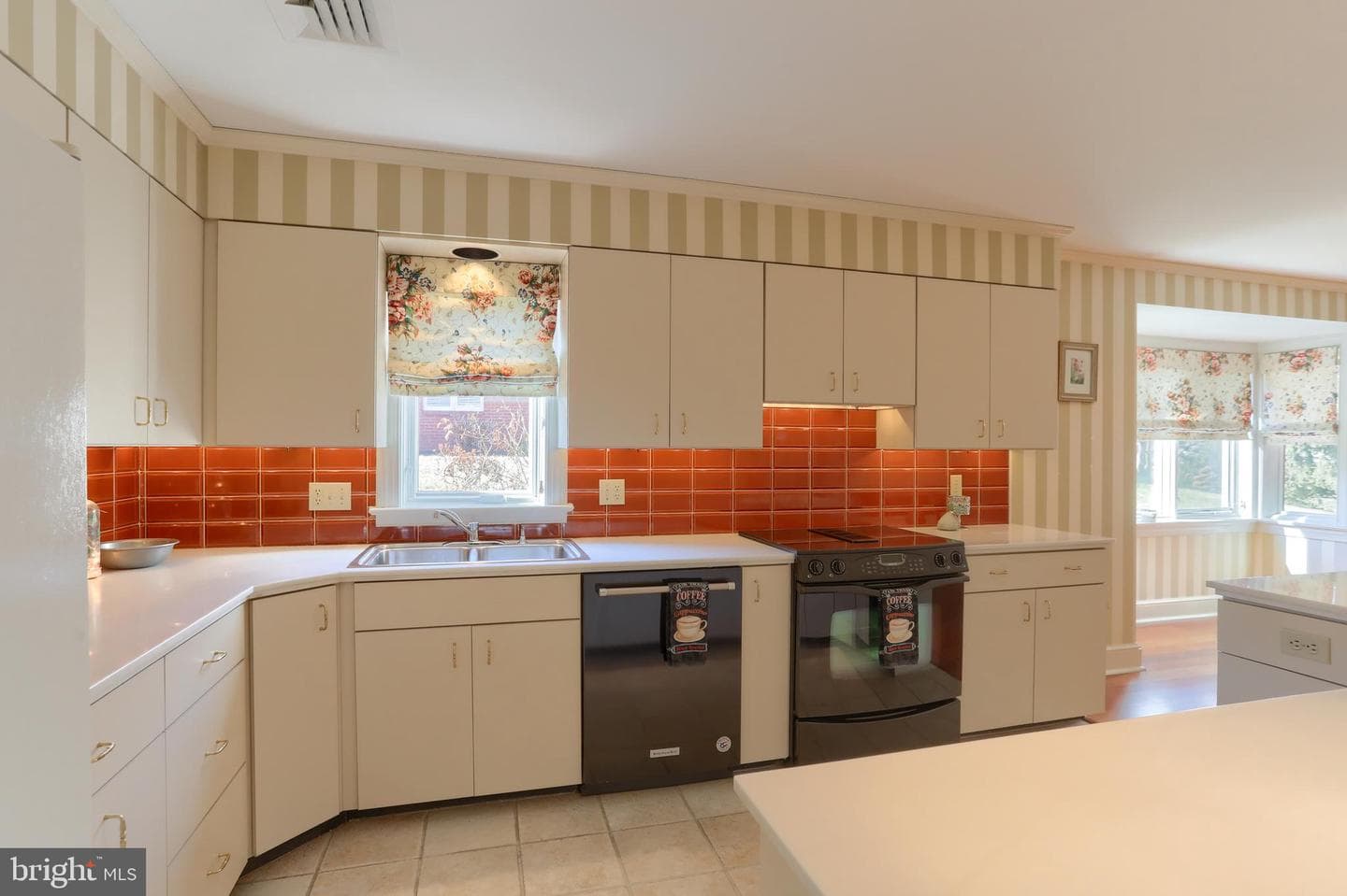 12 Spring Creek Manor photo 18