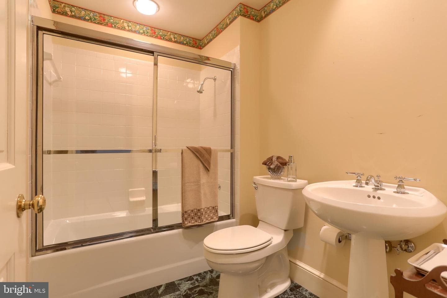 12 Spring Creek Manor photo 32