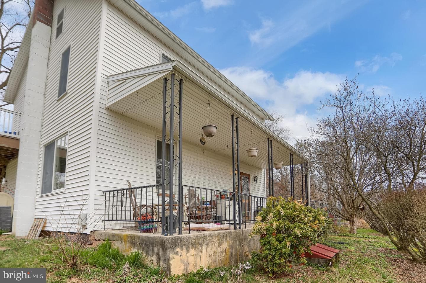 176 Creek Drive photo 1