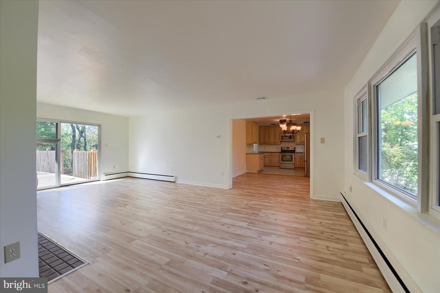 4301 Lakeview Road photo 4