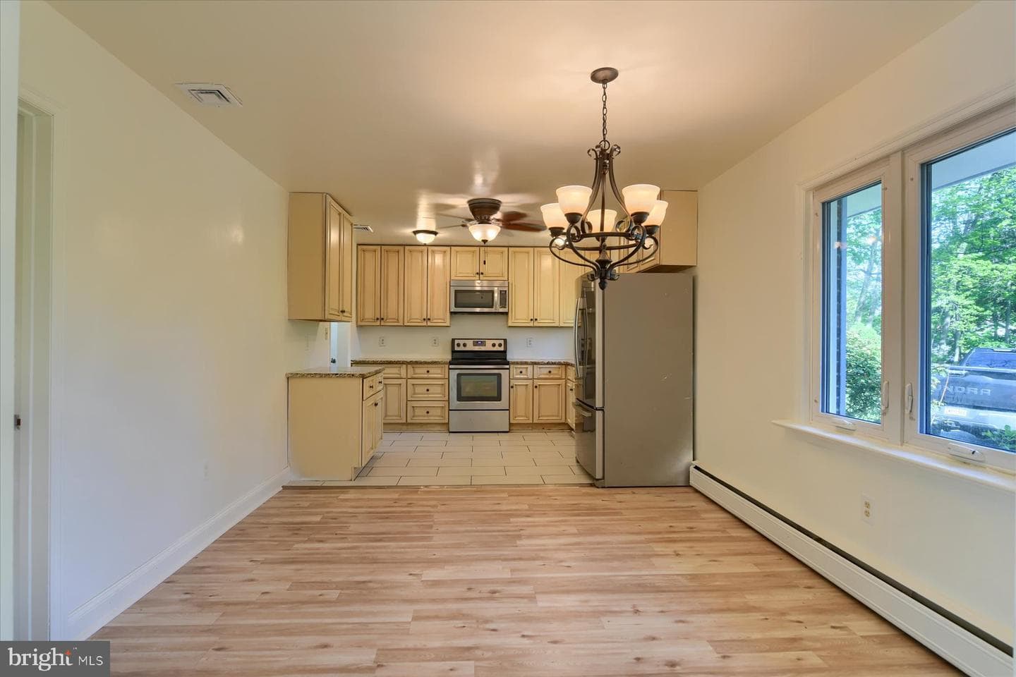4301 Lakeview Road photo 7