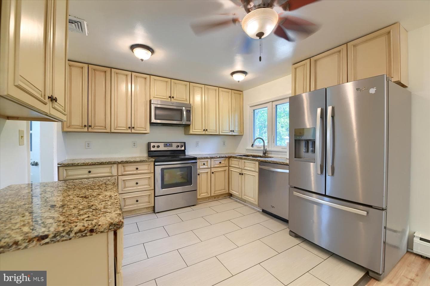 4301 Lakeview Road photo 8