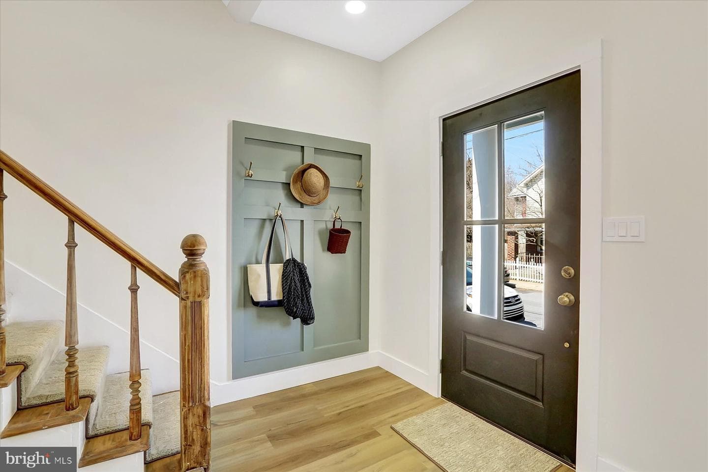 307 W 2nd Street photo 4