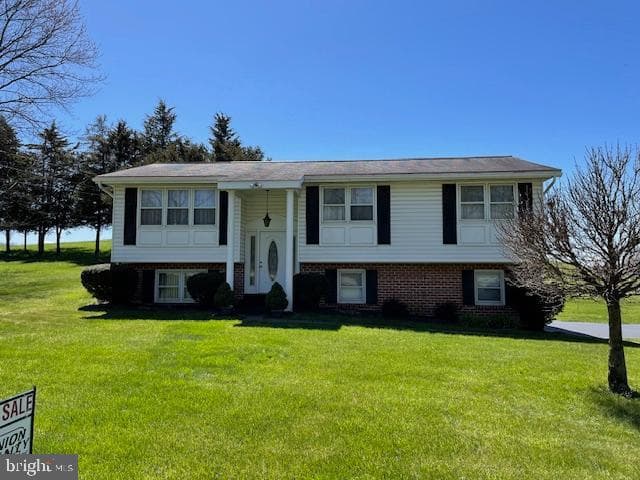 935 Hillsdale Road