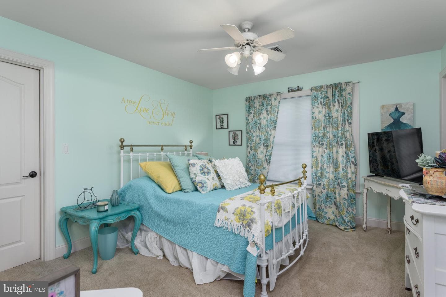 2316 Abbey Lane photo 25