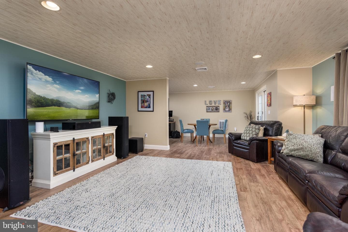 2316 Abbey Lane photo 34