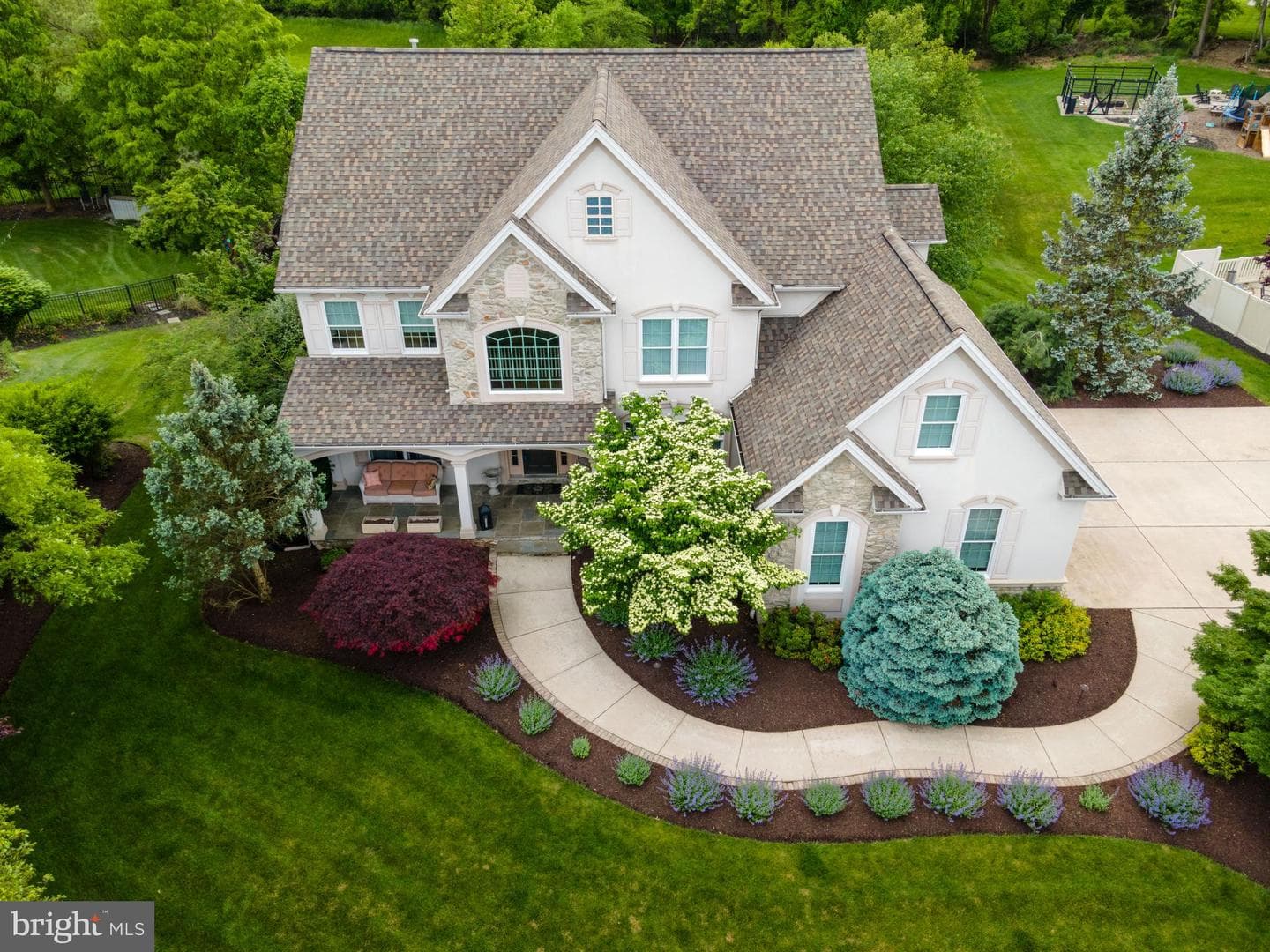 2316 Abbey Lane photo 6