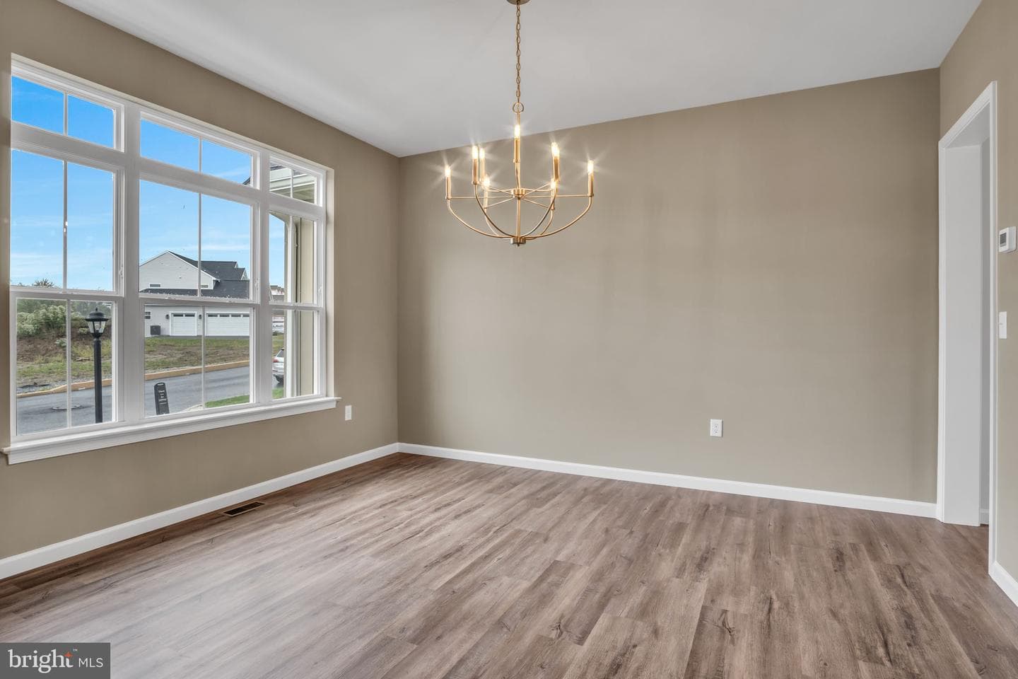 5114 Pamela Road photo 5