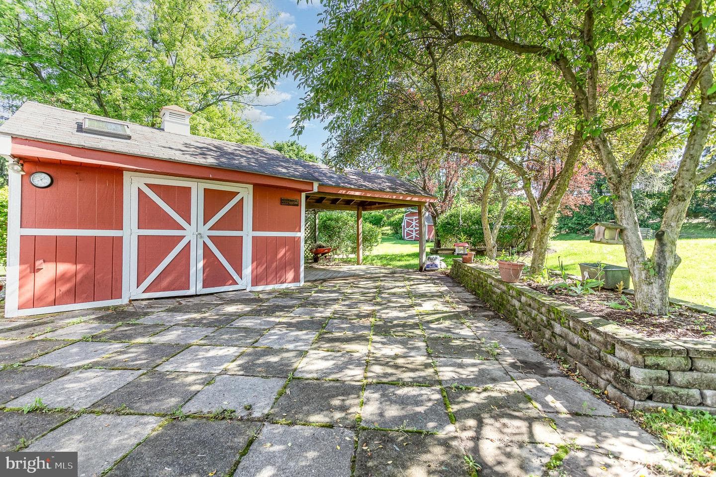 417 Bolton Drive photo 7