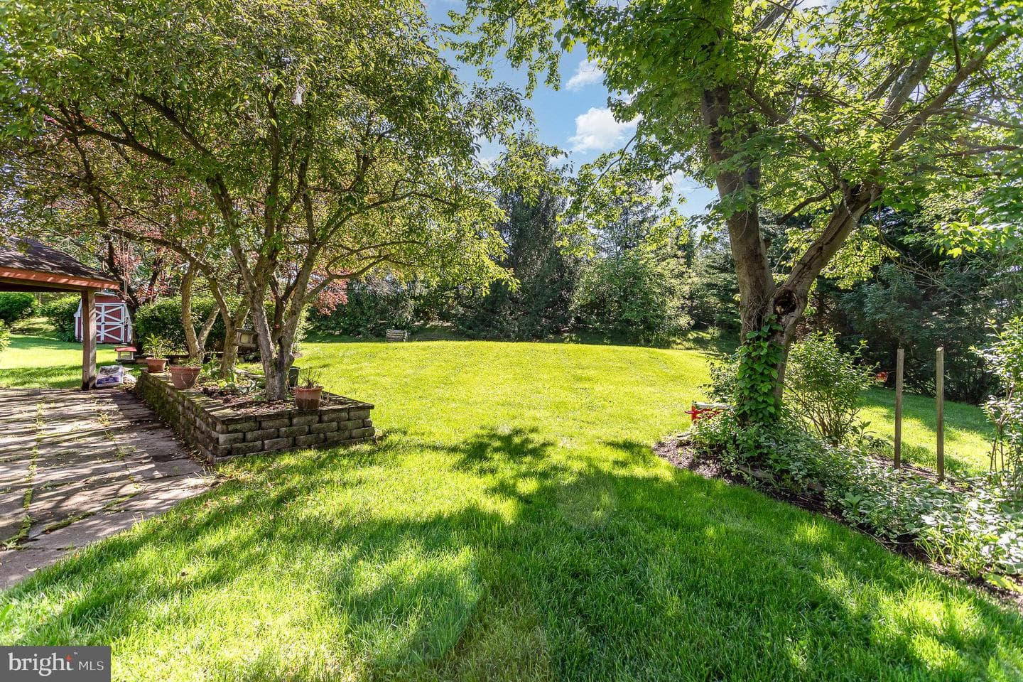 417 Bolton Drive photo 9