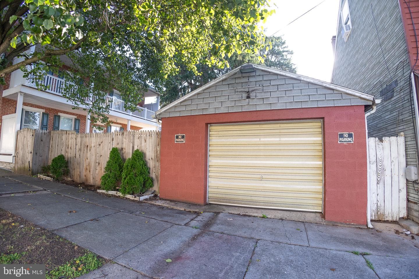 104 E Main Street photo 15