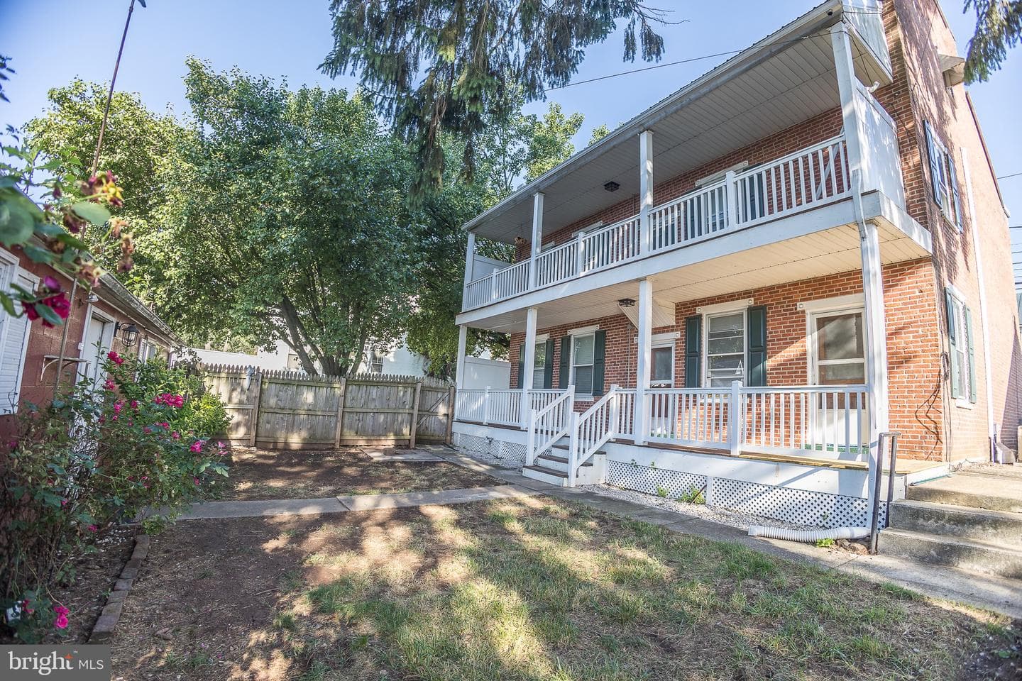104 E Main Street photo 27