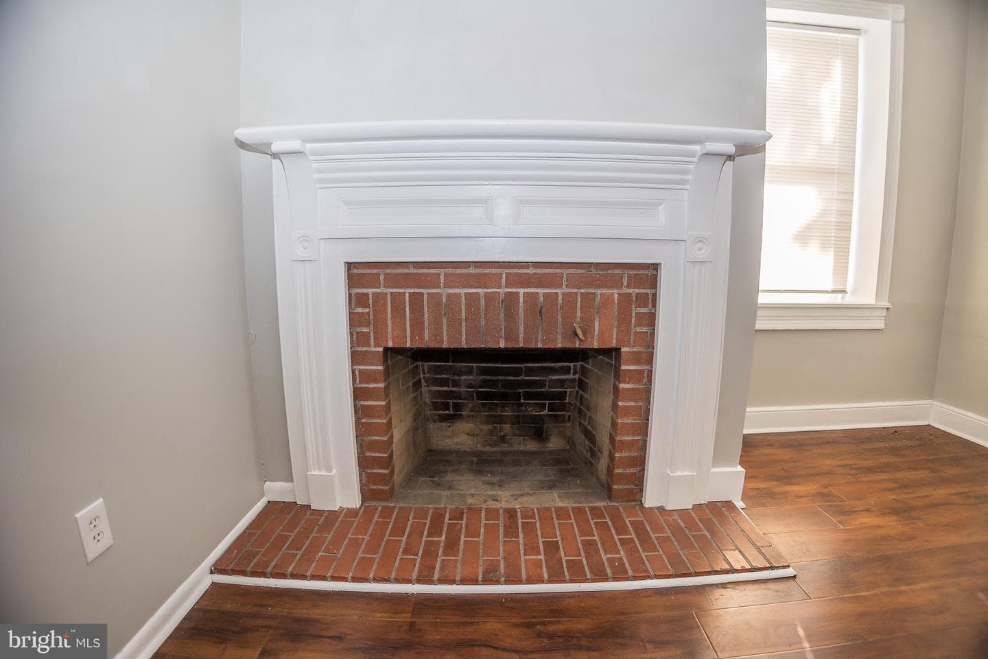 104 E Main Street photo 52