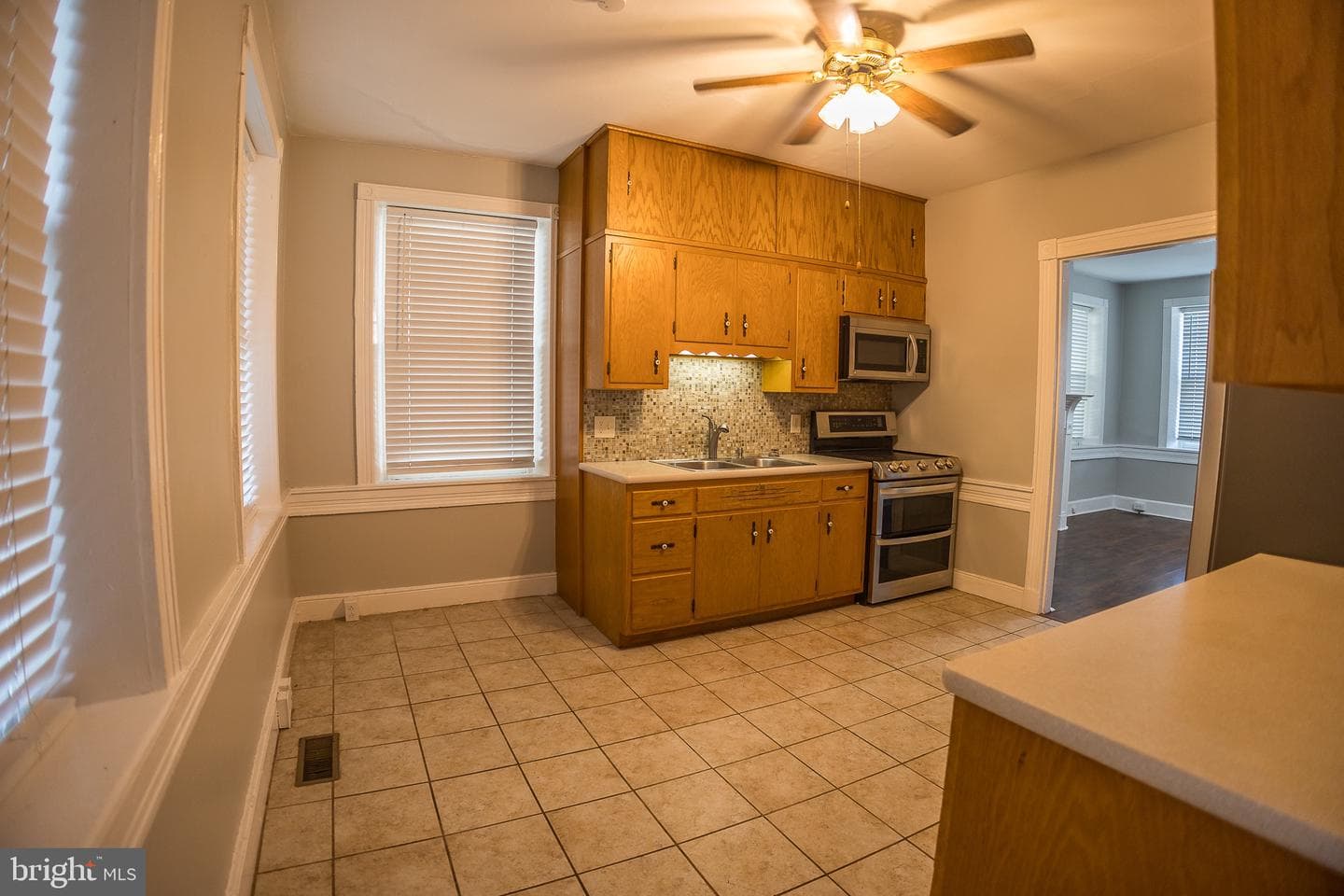 104 E Main Street photo 64