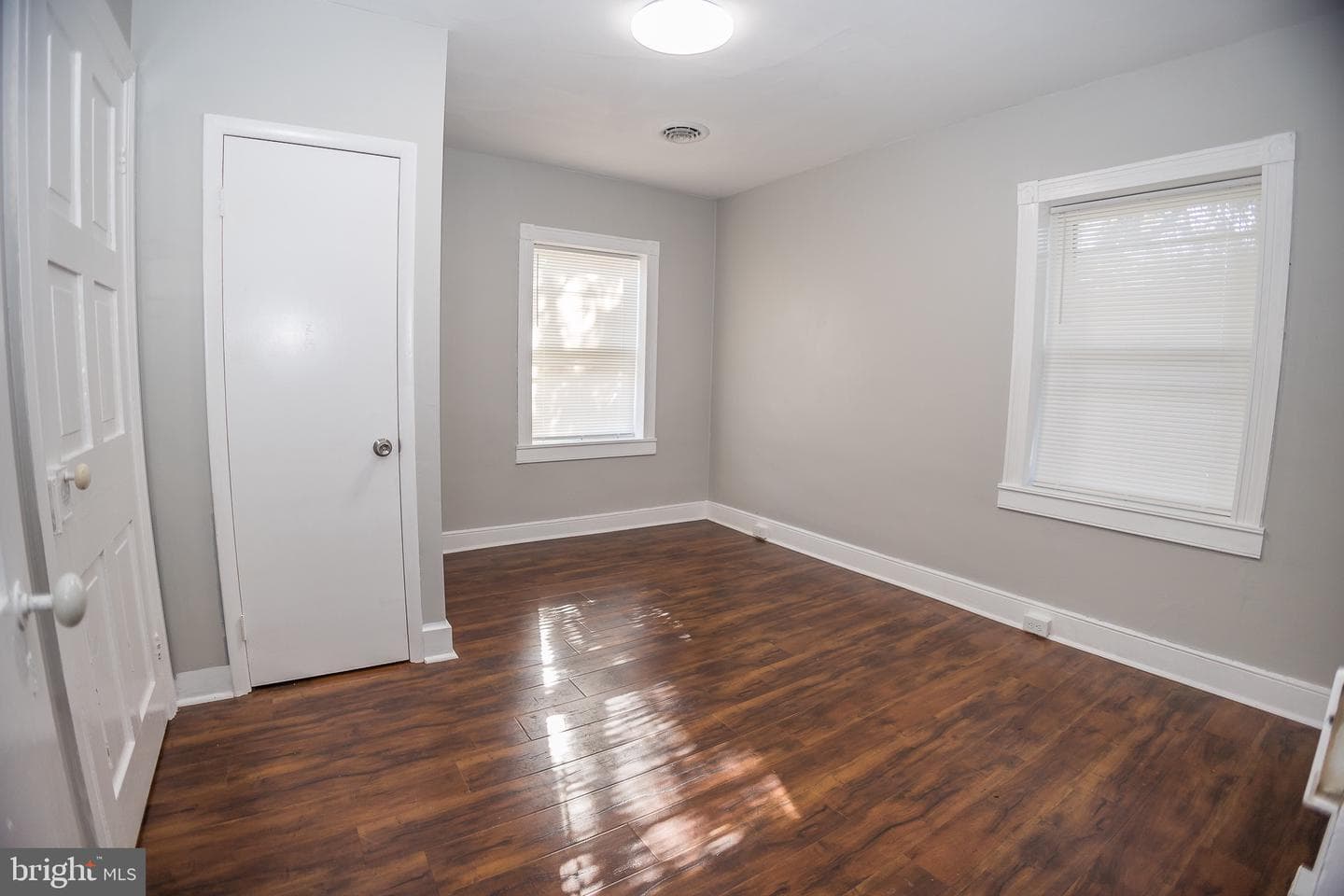 104 E Main Street photo 70