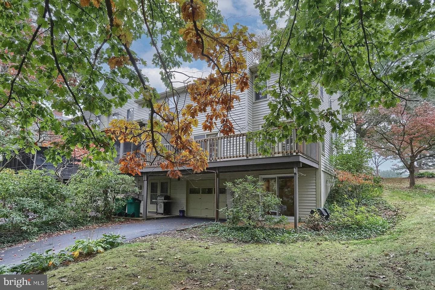 1128 Peggy Drive photo 2