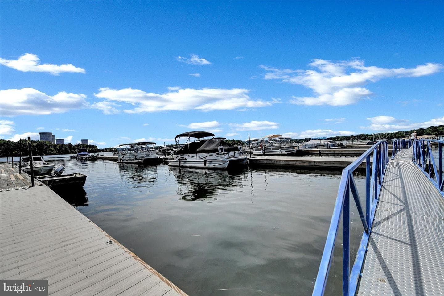 62 Beech Island photo 41