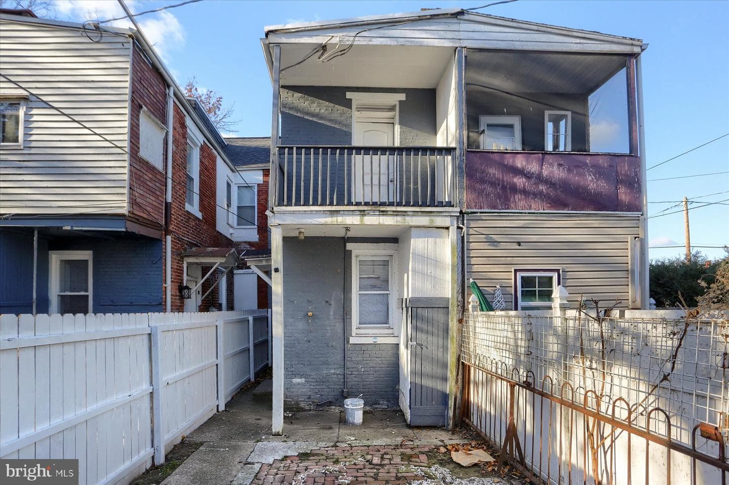 2013 Logan Street photo 23