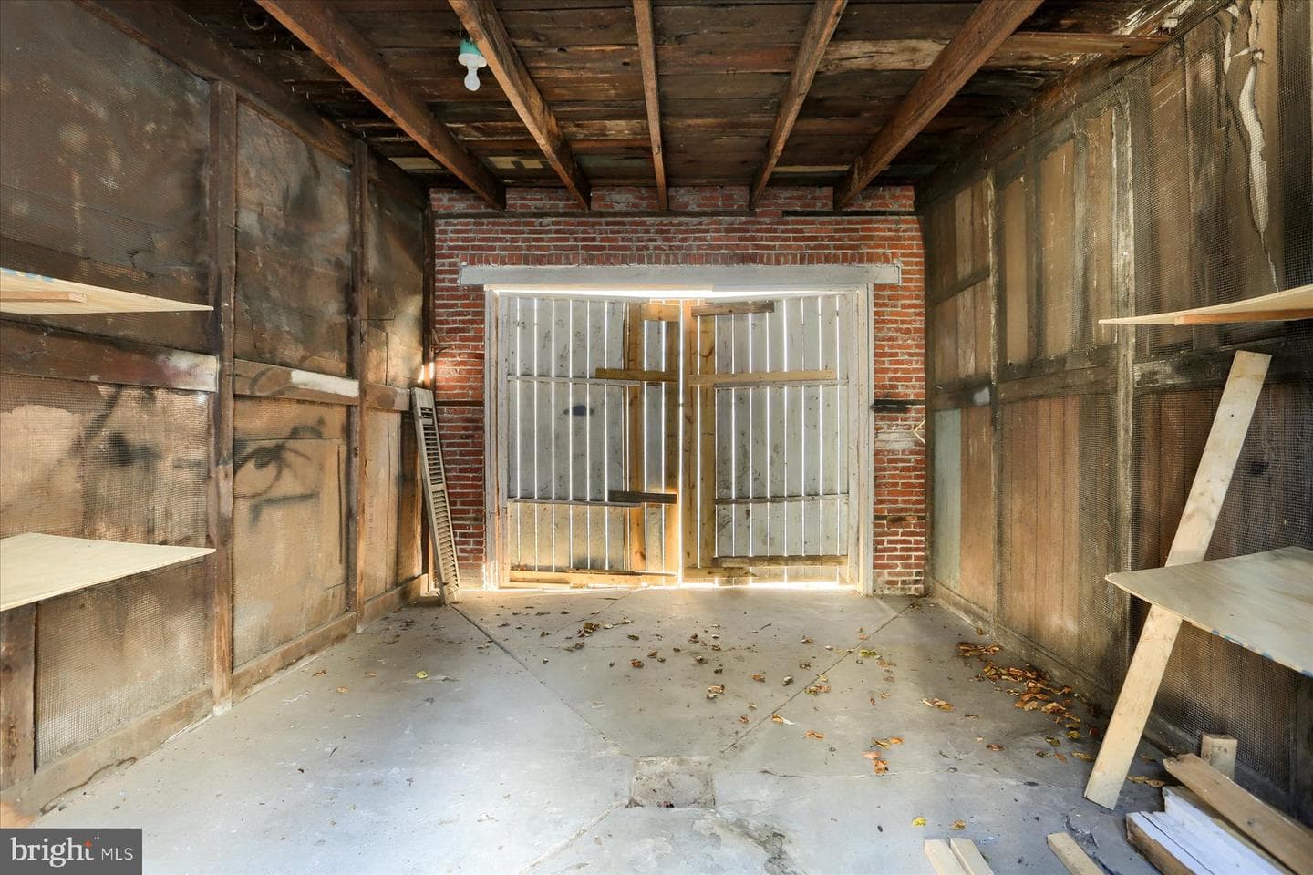 2013 Logan Street photo 25