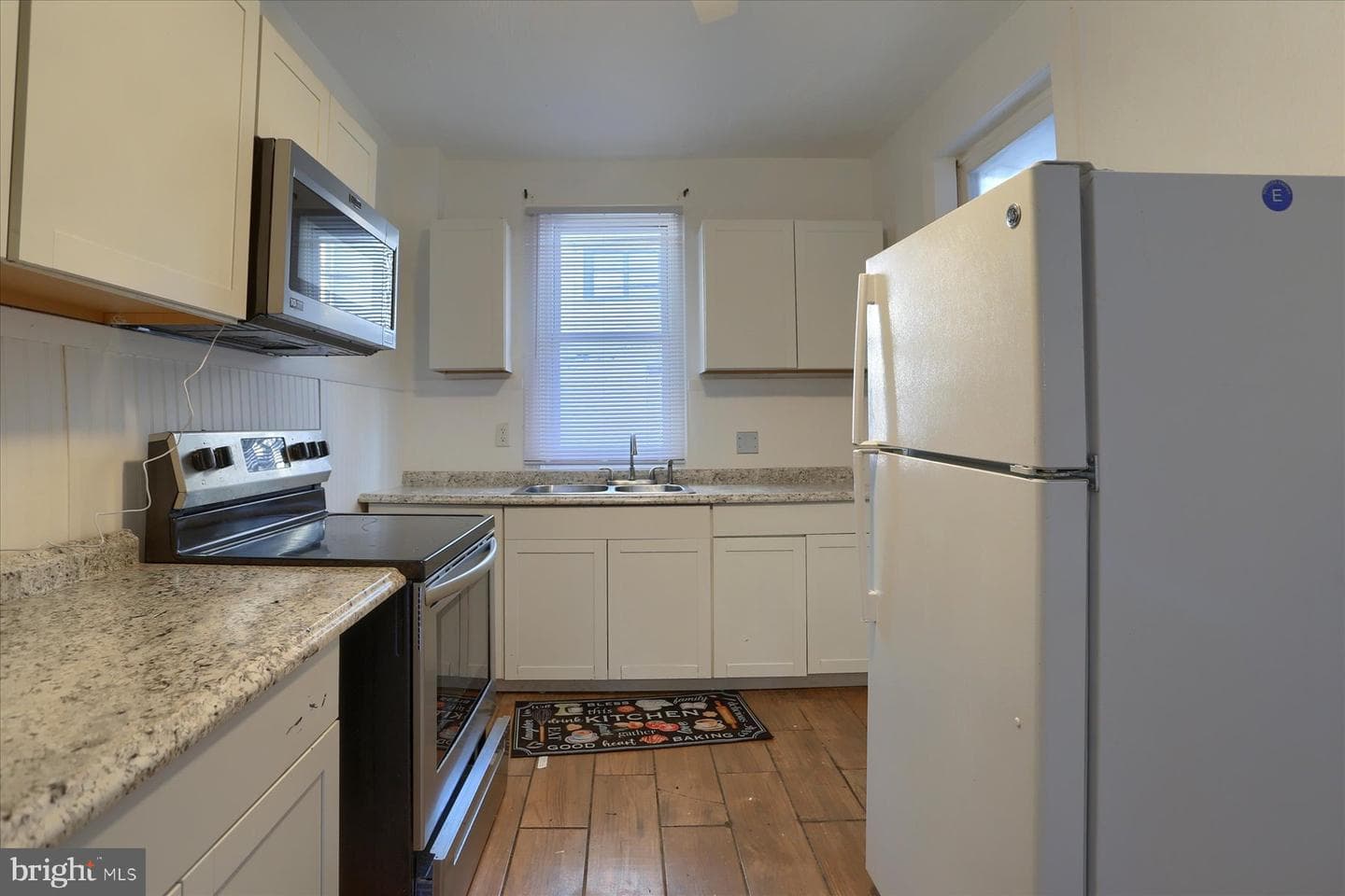 2013 Logan Street photo 7