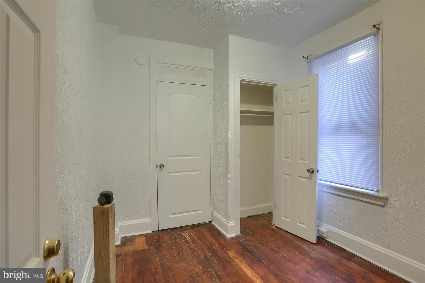 2013 Logan Street photo 8