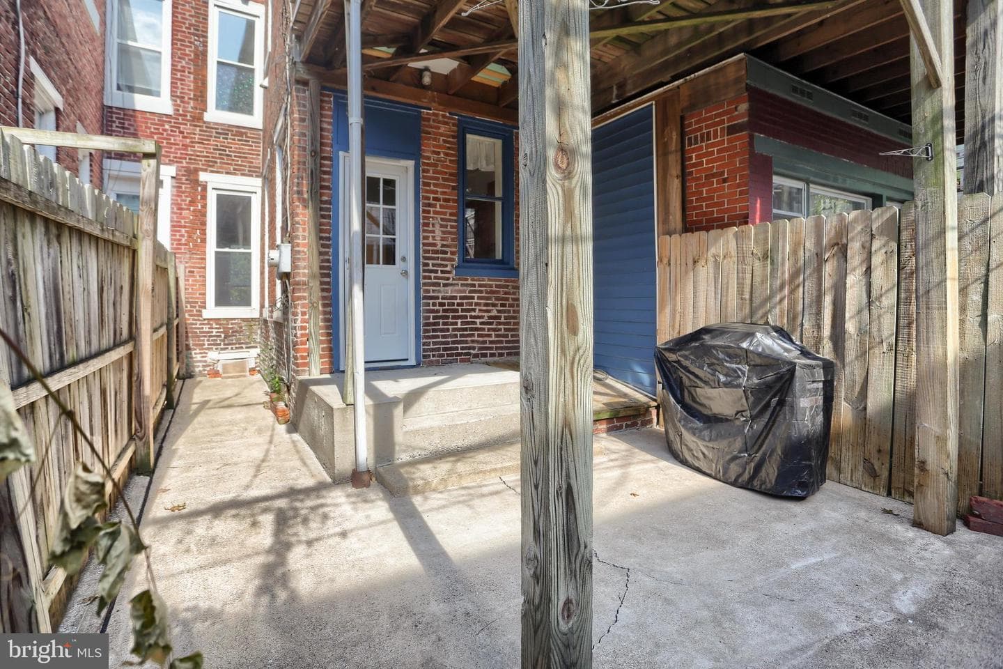 1818 Penn Street photo 27