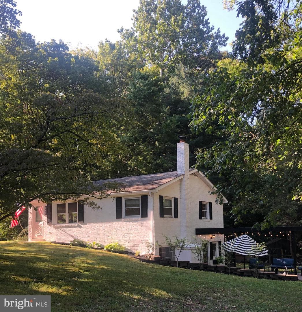 941 Hazel Avenue photo 1