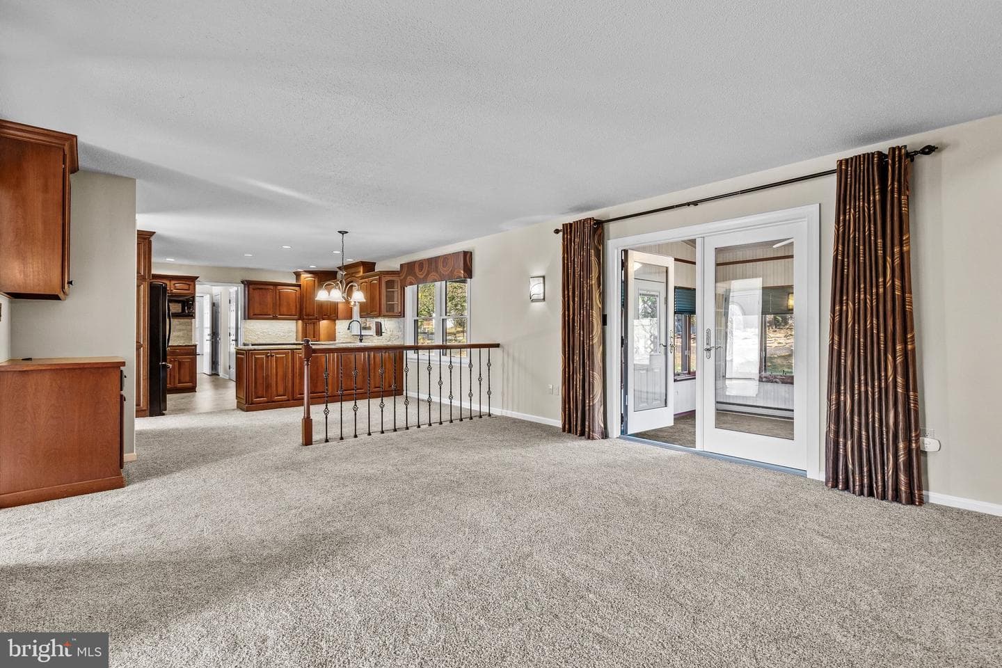 2405 Melbourne Drive photo 21