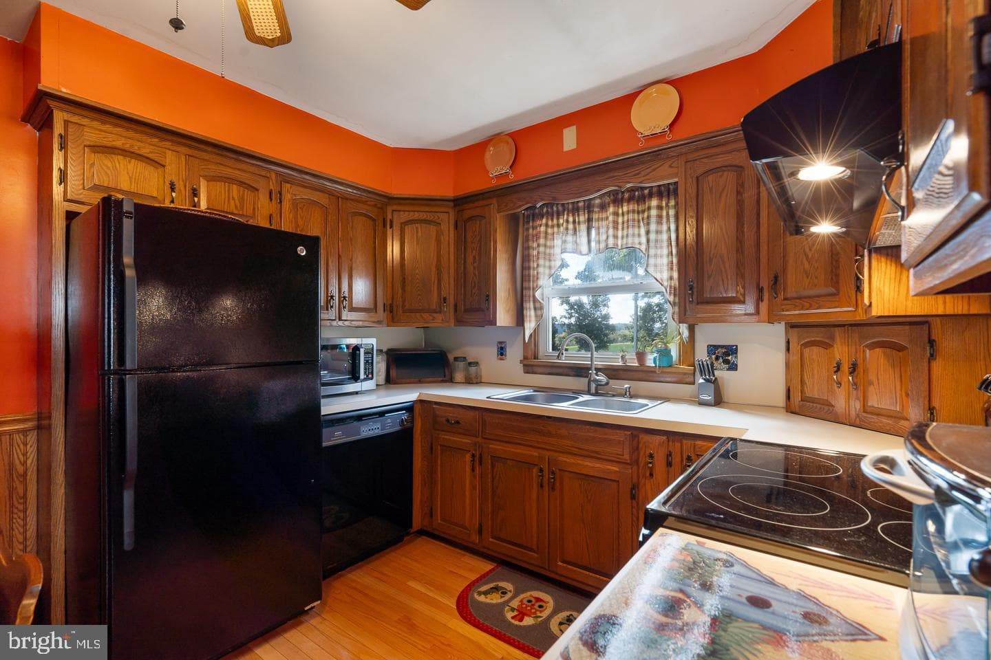 439 Laudermilch Road photo 10