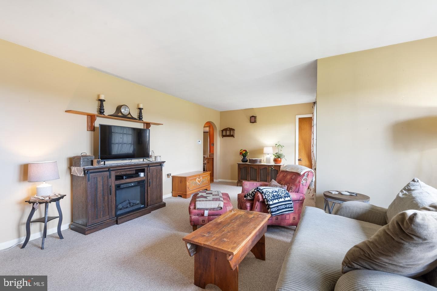 439 Laudermilch Road photo 11