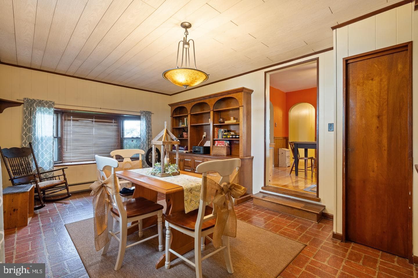 439 Laudermilch Road photo 3