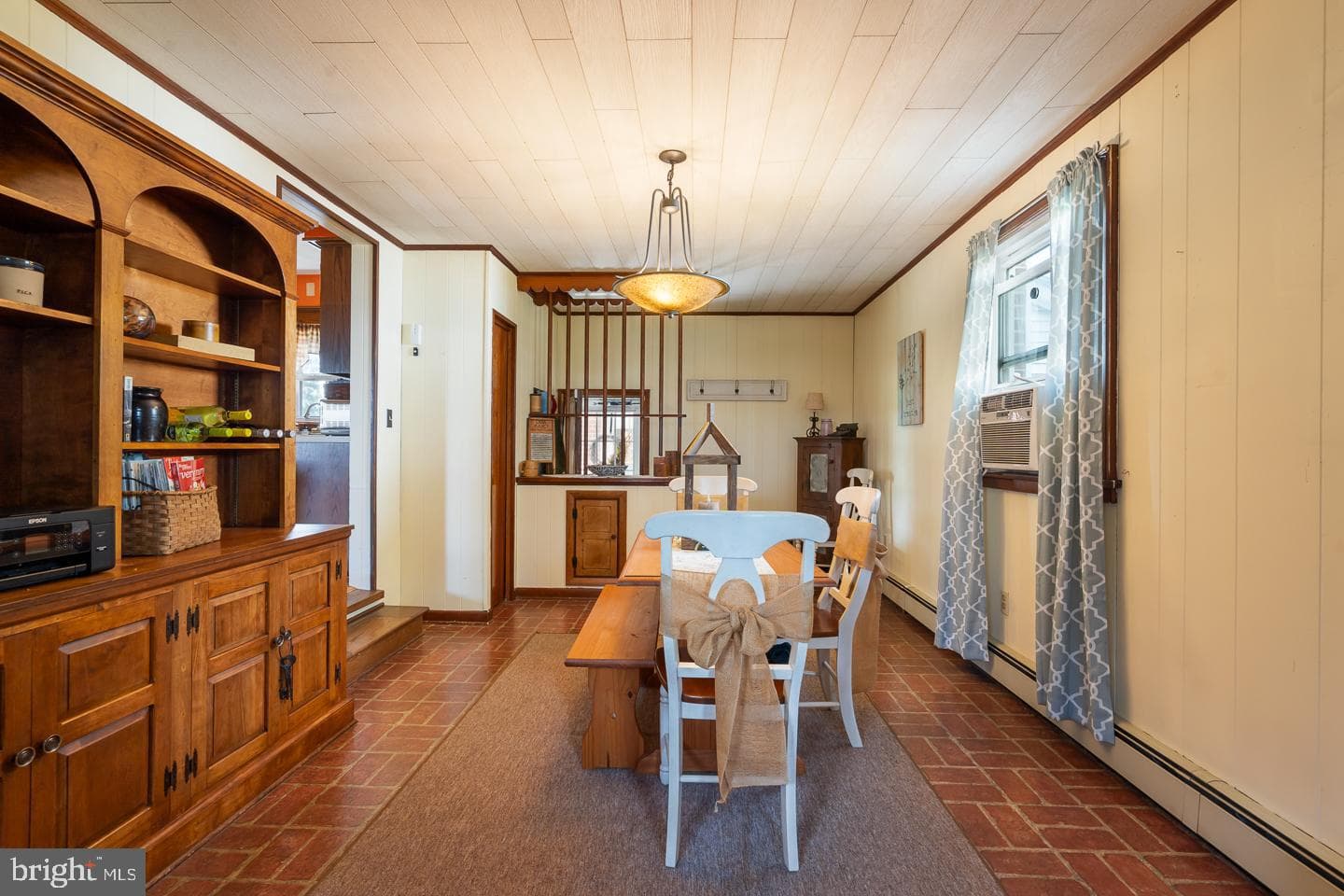 439 Laudermilch Road photo 5
