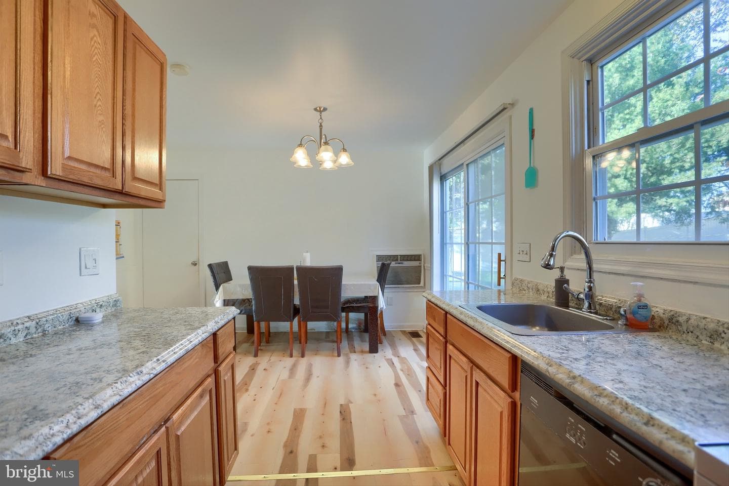 4838 Sweetbrier Drive photo 9