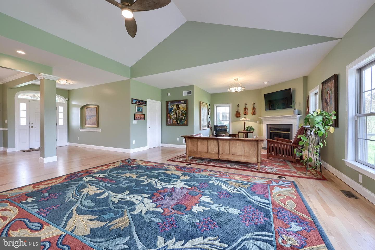2470 Zell Court photo 11
