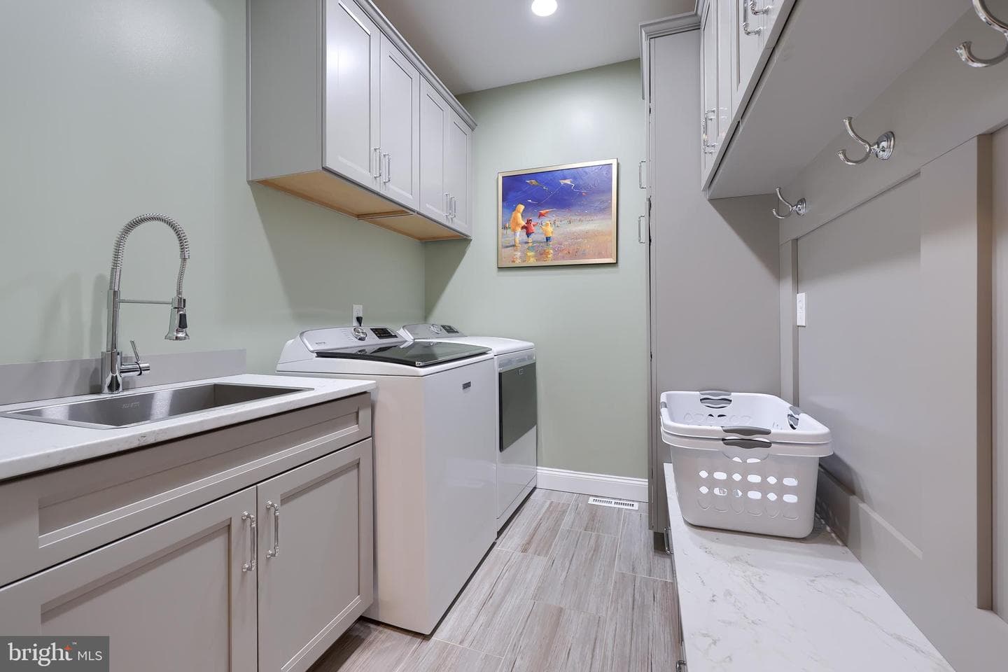 2470 Zell Court photo 41