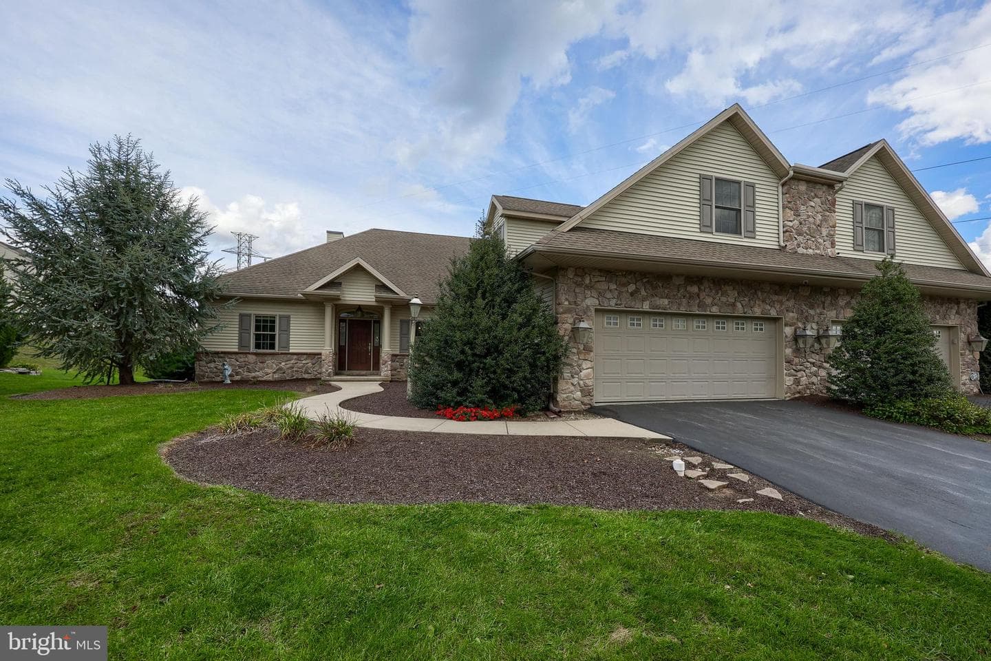 2470 Zell Court photo 43