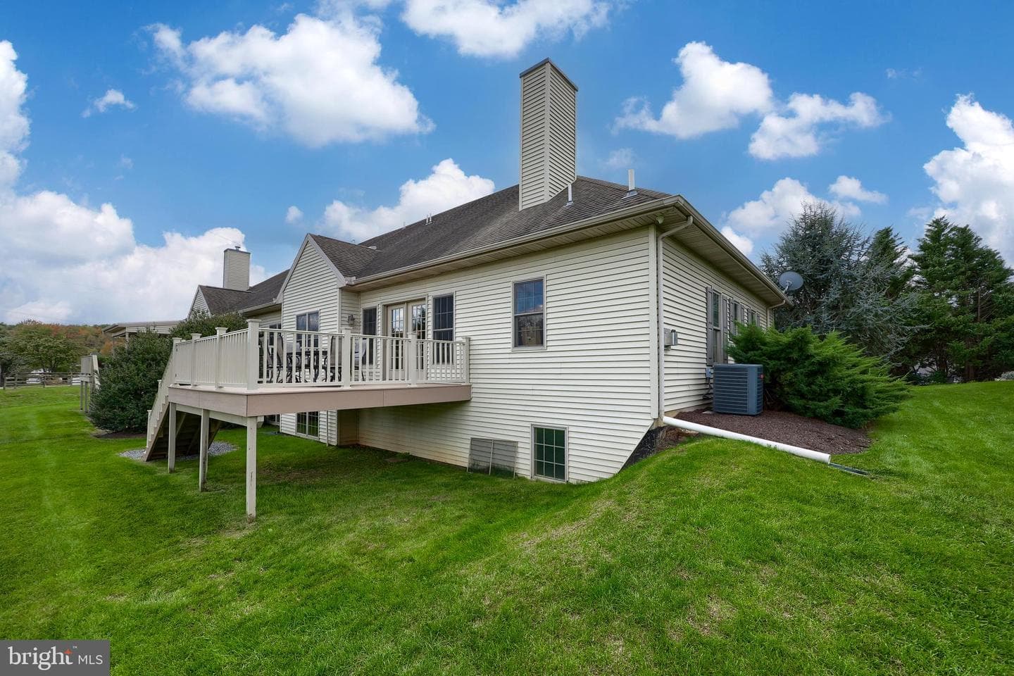 2470 Zell Court photo 46