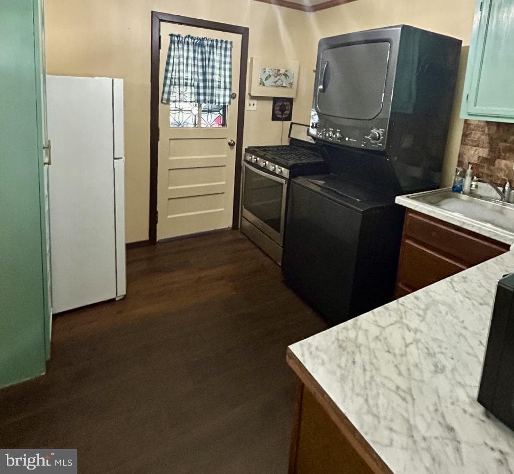 128 Juniper Street photo 9