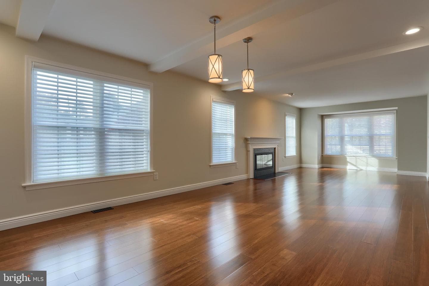 86 Cambridge Drive photo 10