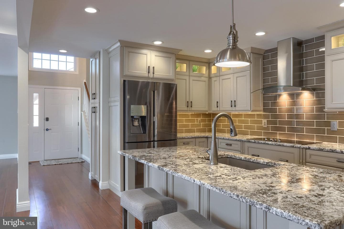 86 Cambridge Drive photo 14